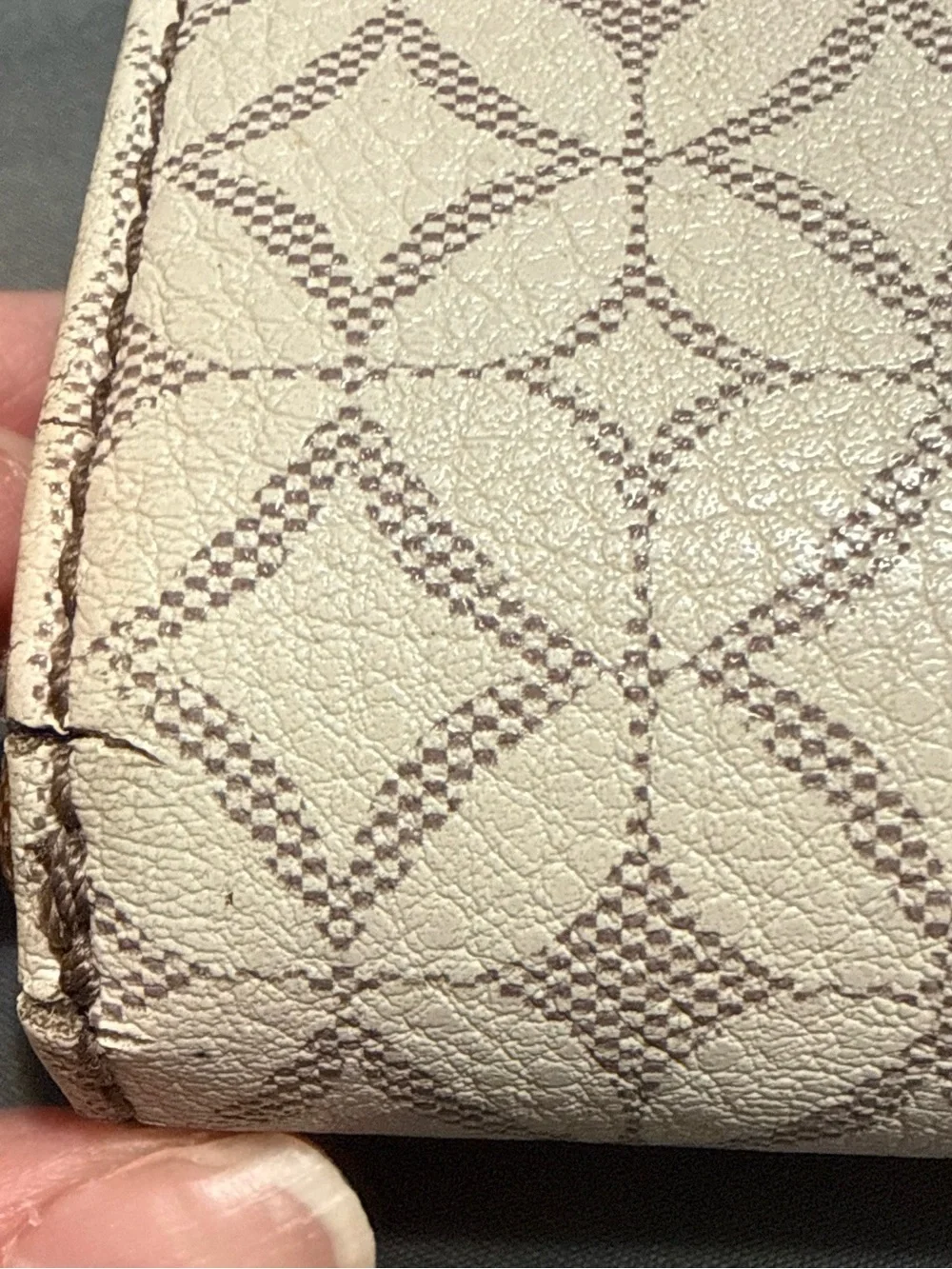 Vintage Fossil Madison Geometric Print Coated Canvas Zip Around Wristlet Wallet